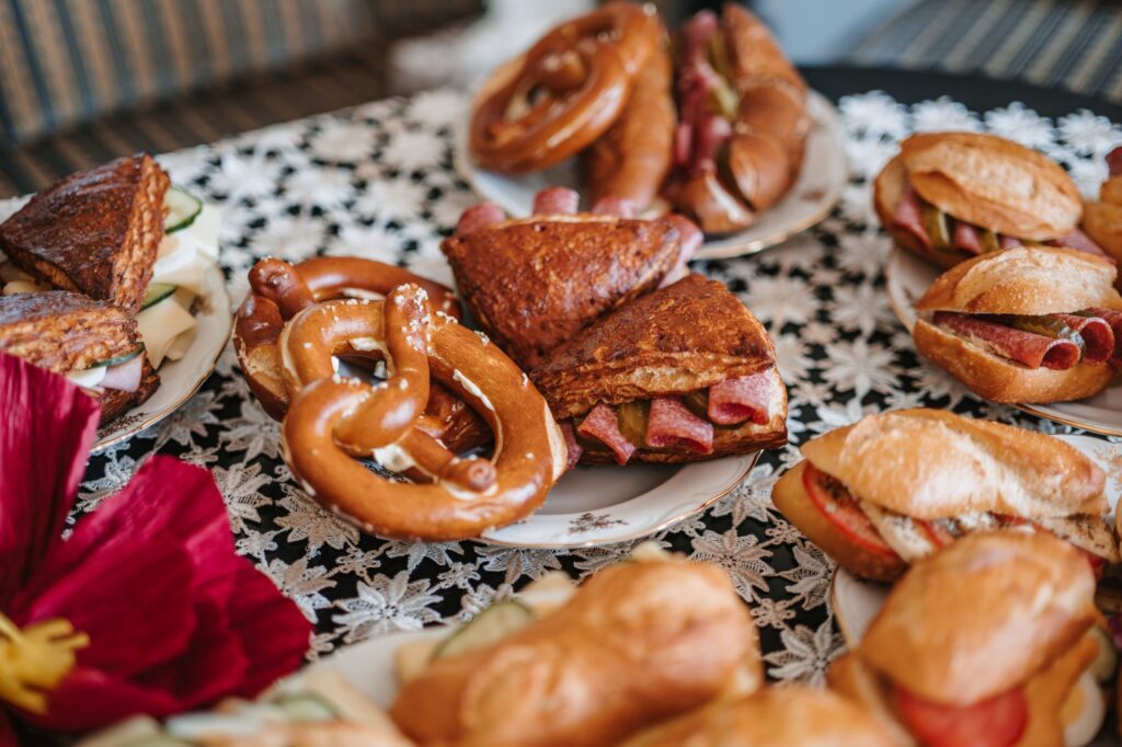 Hochzeitsfotografie Coburg mit traditioneller Teezeremonie