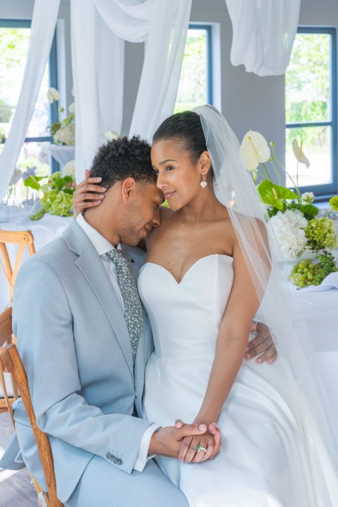 Intimer Moment beim Brautpaarshooting